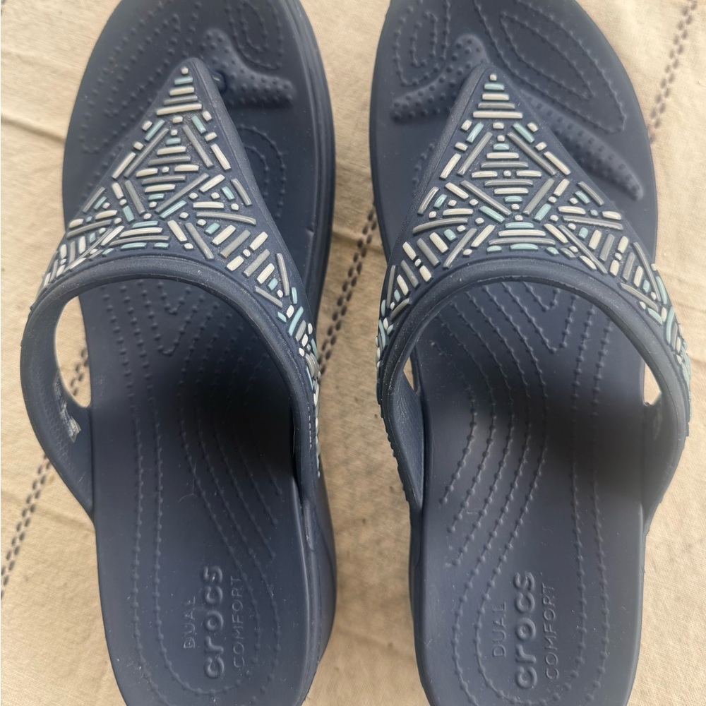 CROCS Navy and Light Blue Geometric Sandals